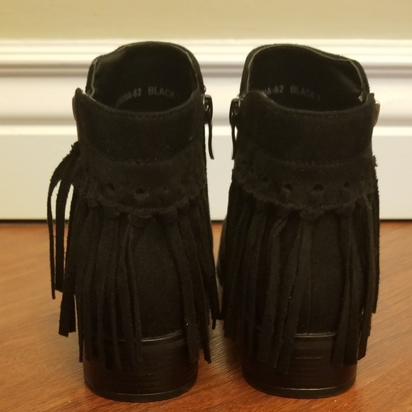 Womens Faux Suede Fringe Booties Black 7 - Picture 2 of 5